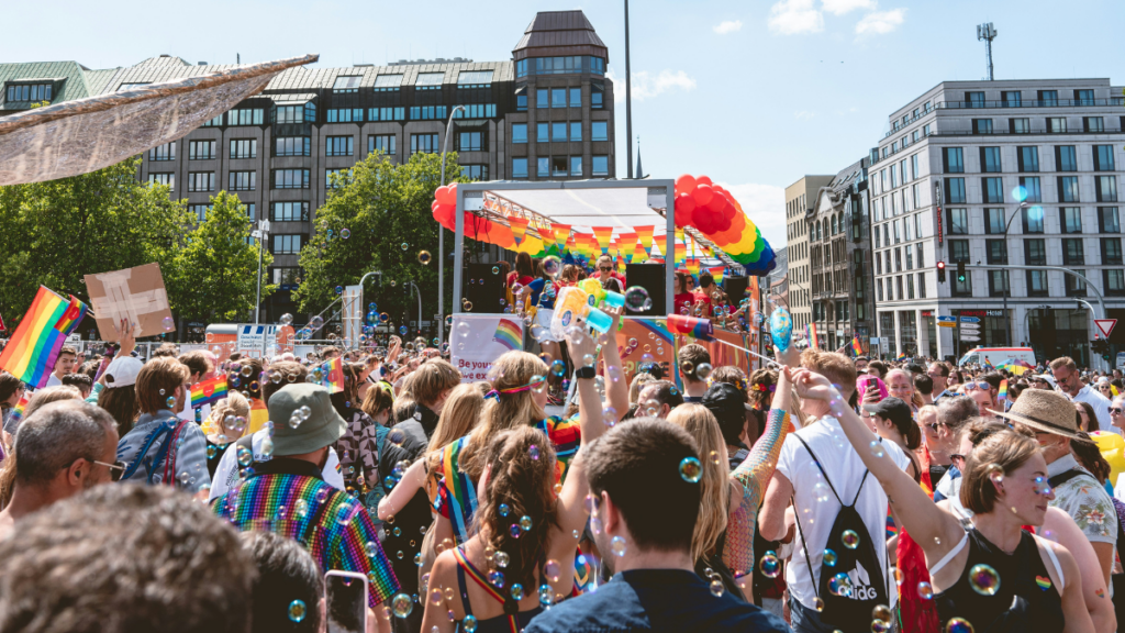 Zu sehen ist hier der CSD in Hamburg.